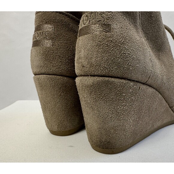 TOMS Women’s Suede Wedge Ankle Booties Taupe Size 9 M - Picture 5 of 12